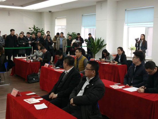 8大房企决战城西 铁西两地块日吸金25.84亿