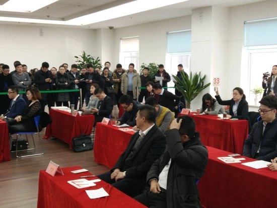 8大房企决战城西 铁西两地块日吸金25.84亿